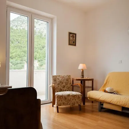 Apartment Franka Loza *