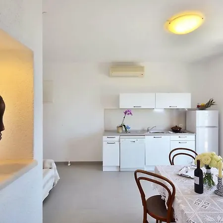 Apartment Franka Loza Bol